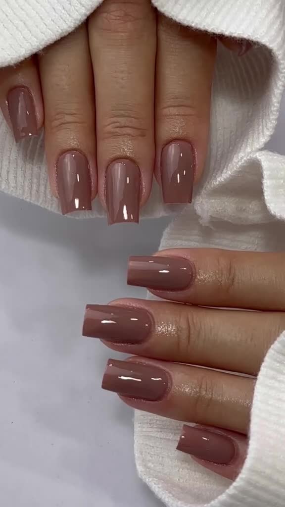 Embrace Autumn Vibes with Chic Brown Tones